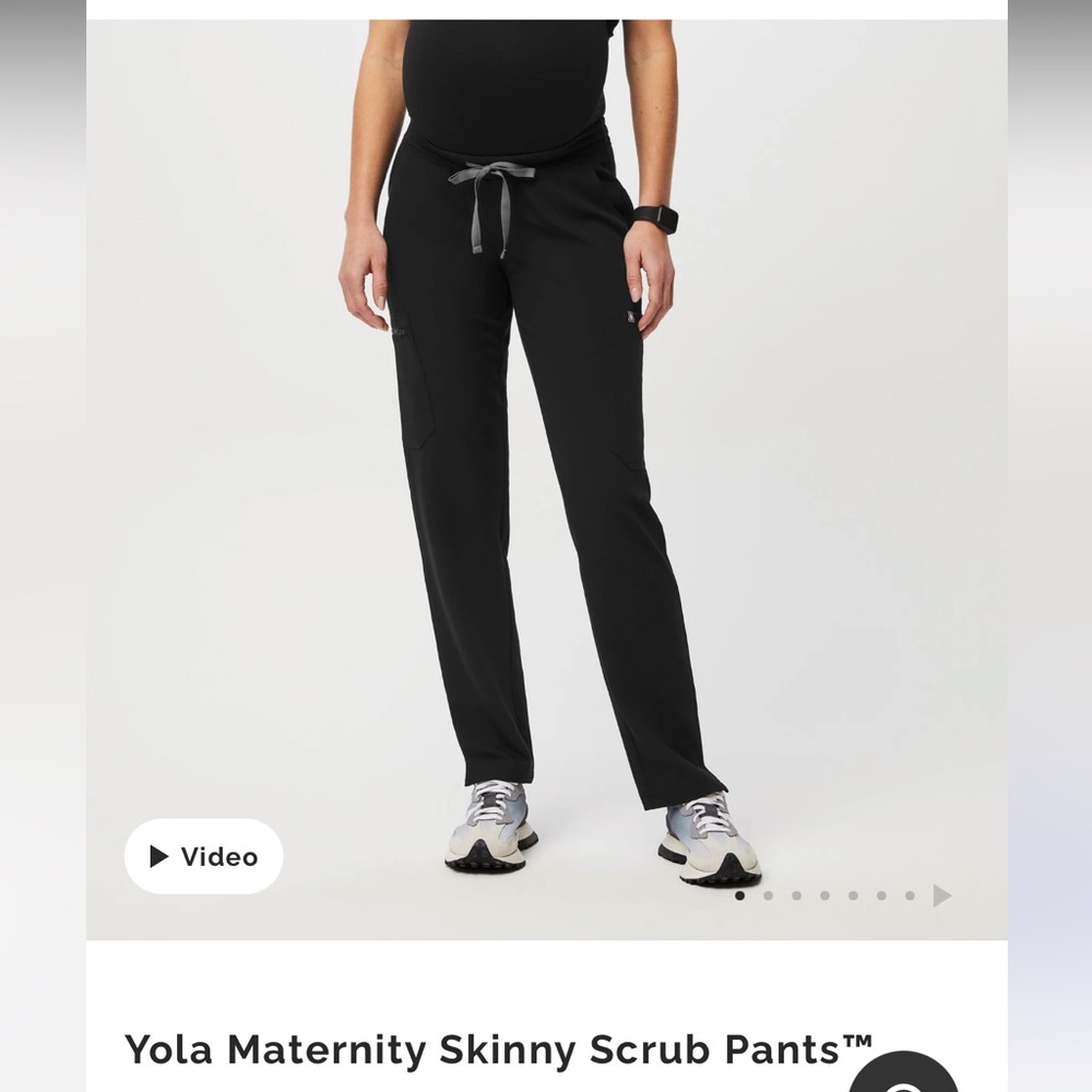 Figs Yola Maternity Skinny Scrub Pant- Black